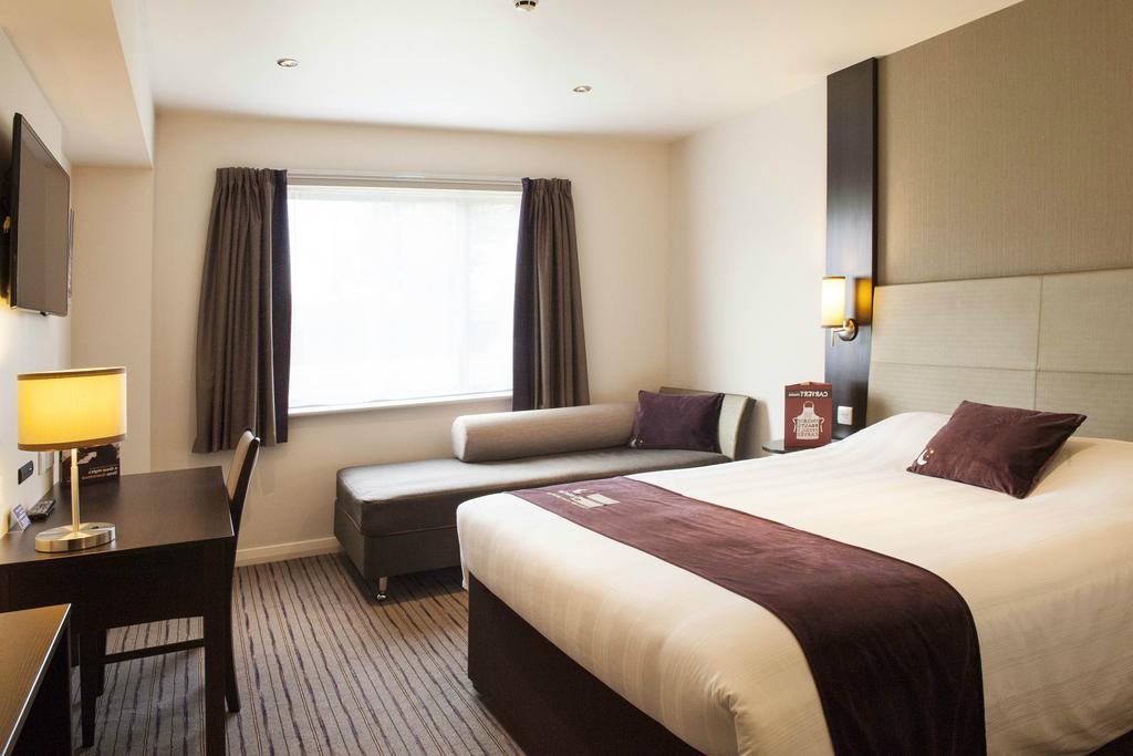 Premier Inn Stirling City Centre المظهر الخارجي الصورة
