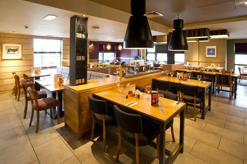 Premier Inn Stirling City Centre المظهر الخارجي الصورة