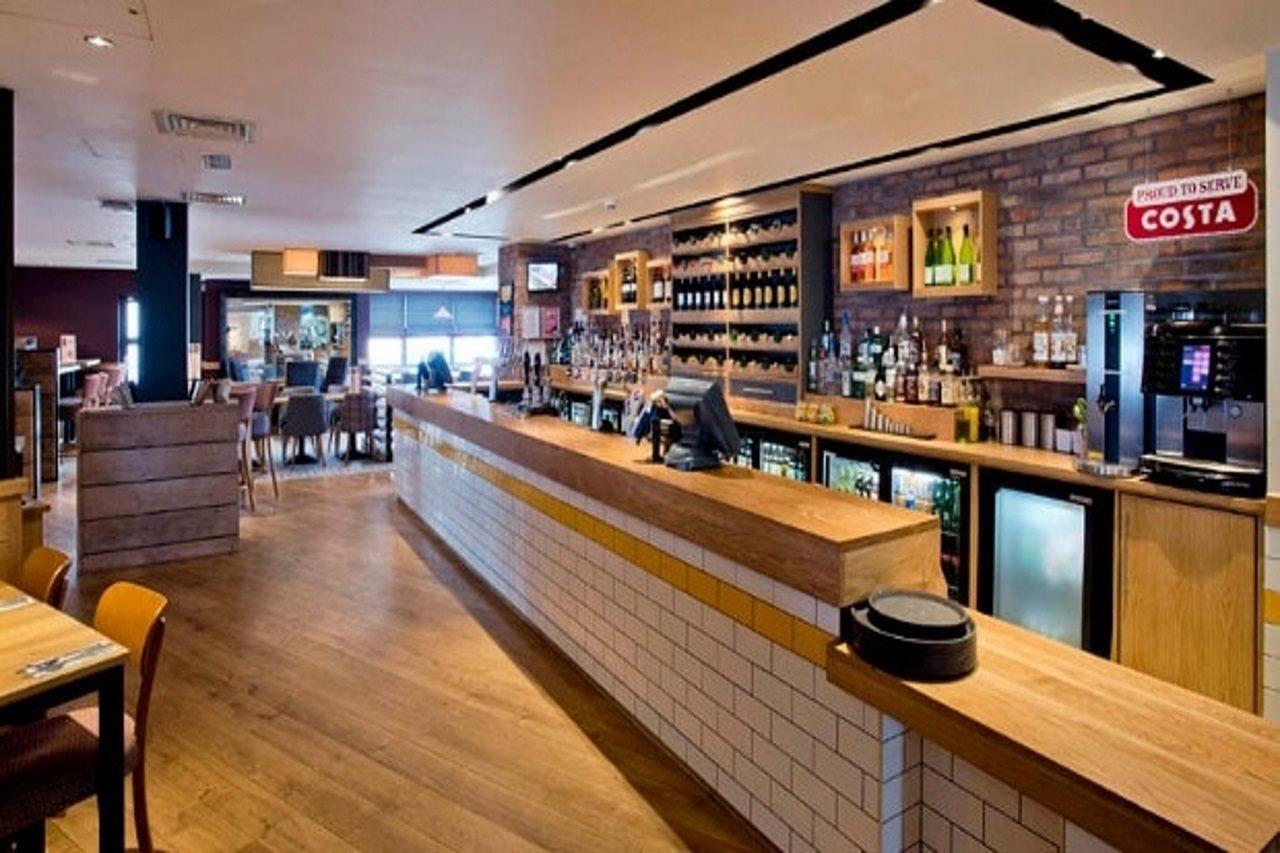 Premier Inn Stirling City Centre المظهر الخارجي الصورة